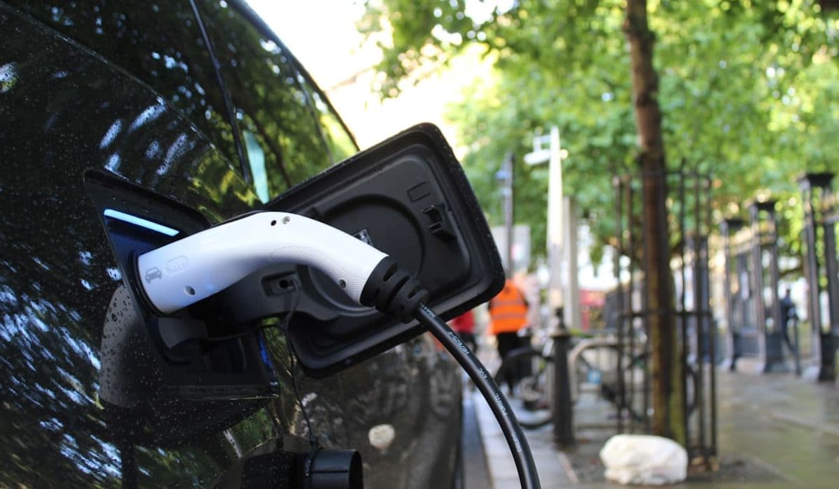 GoCab Deploys 100 Electric Vehicles on Yango in Abidjan